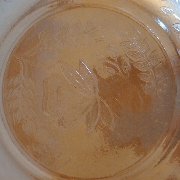 JEANNETTE VINTAGE SHIMMERY MARIGOLD CARNIVAL GLASS, RUFFLED EDGES,GOOD CONDITION - Picture 5 of 8